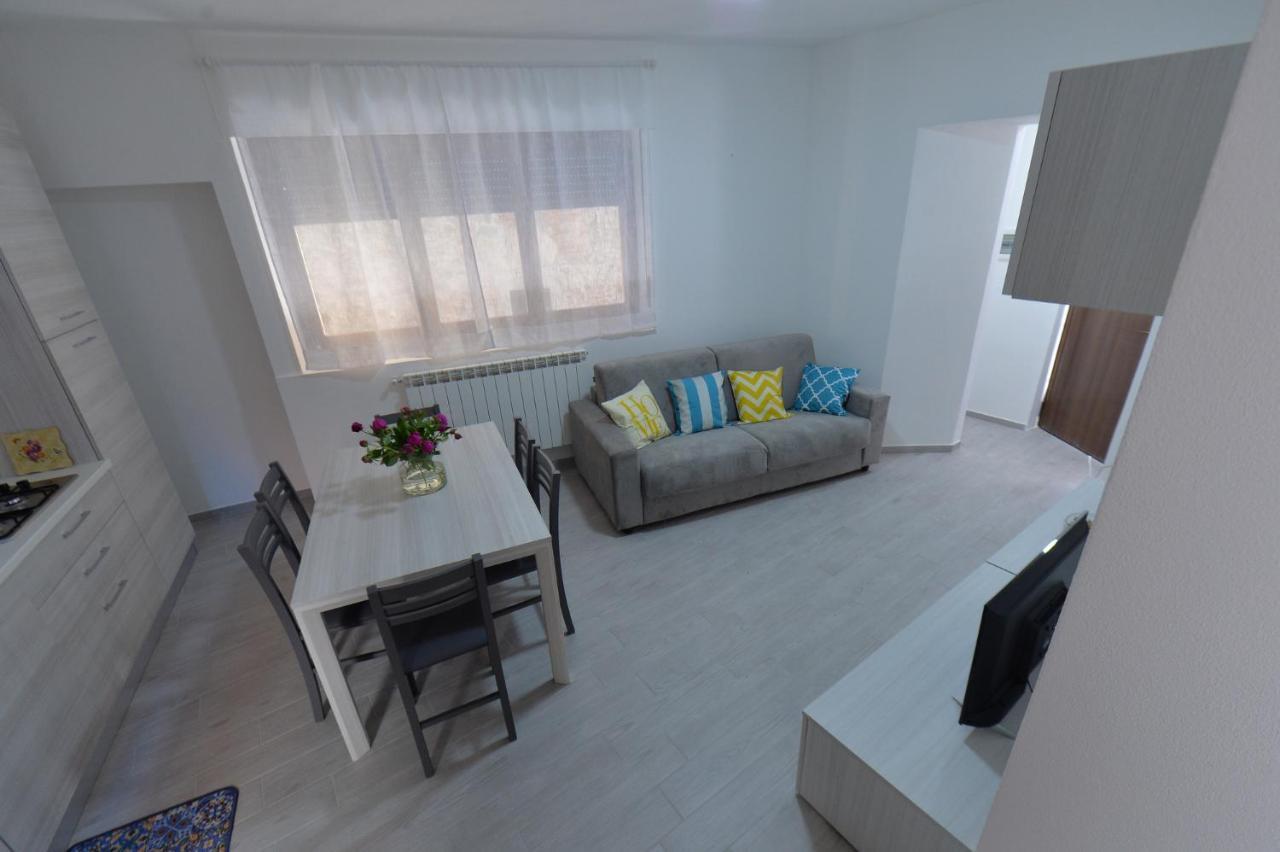 Villa Casa Carma Porto Ceresio Esterno foto